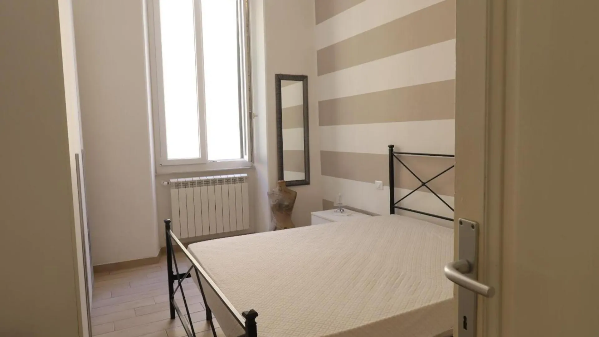 La First Ludy Apartment La Spezia