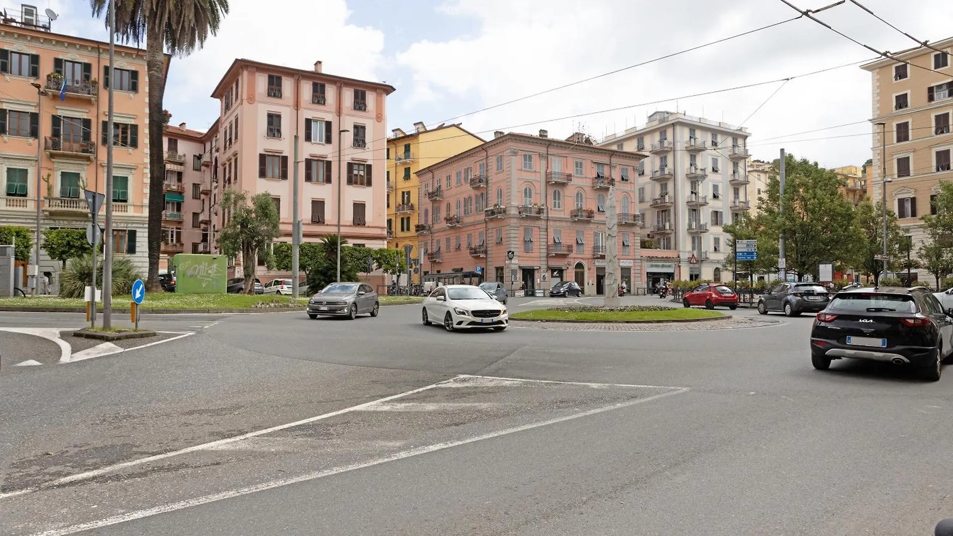 La First Ludy Apartment La Spezia 0*,