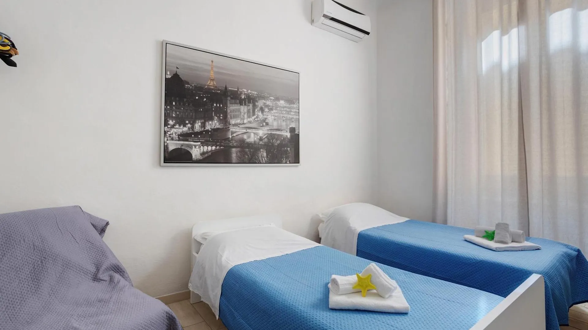 La First Ludy Apartment La Spezia